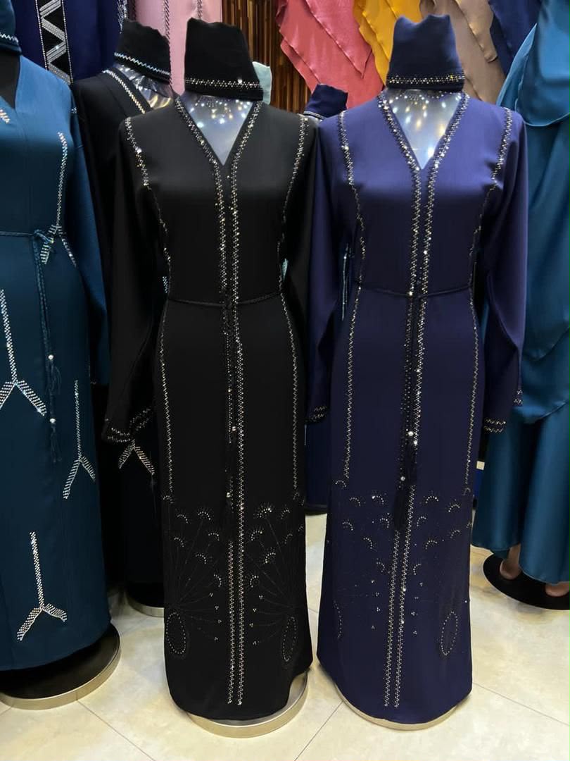 Scattered Stone Abaya — Midnight crepe with stone scatter